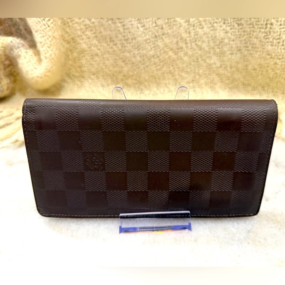 Louis Vuitton Brazza wallet in brown checkerboard print leather - Picture 2 of 14
